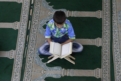 دوره آموزش قرآن کریم ویژه معلولان در امارات برگزار گردید