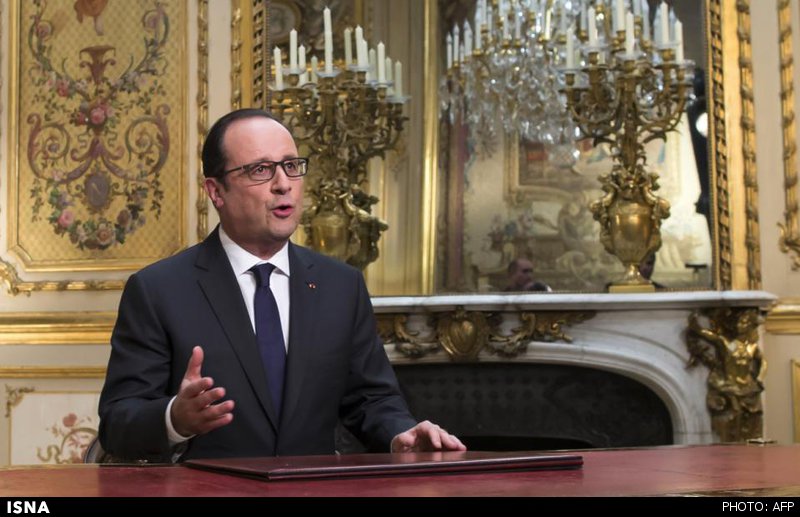 اولاند:من از مردم فرانسه اتحاد را در برابر مواجهه با تروریسم می خواهم