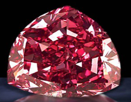 . الماس قرمز MOUSSAIEFF 